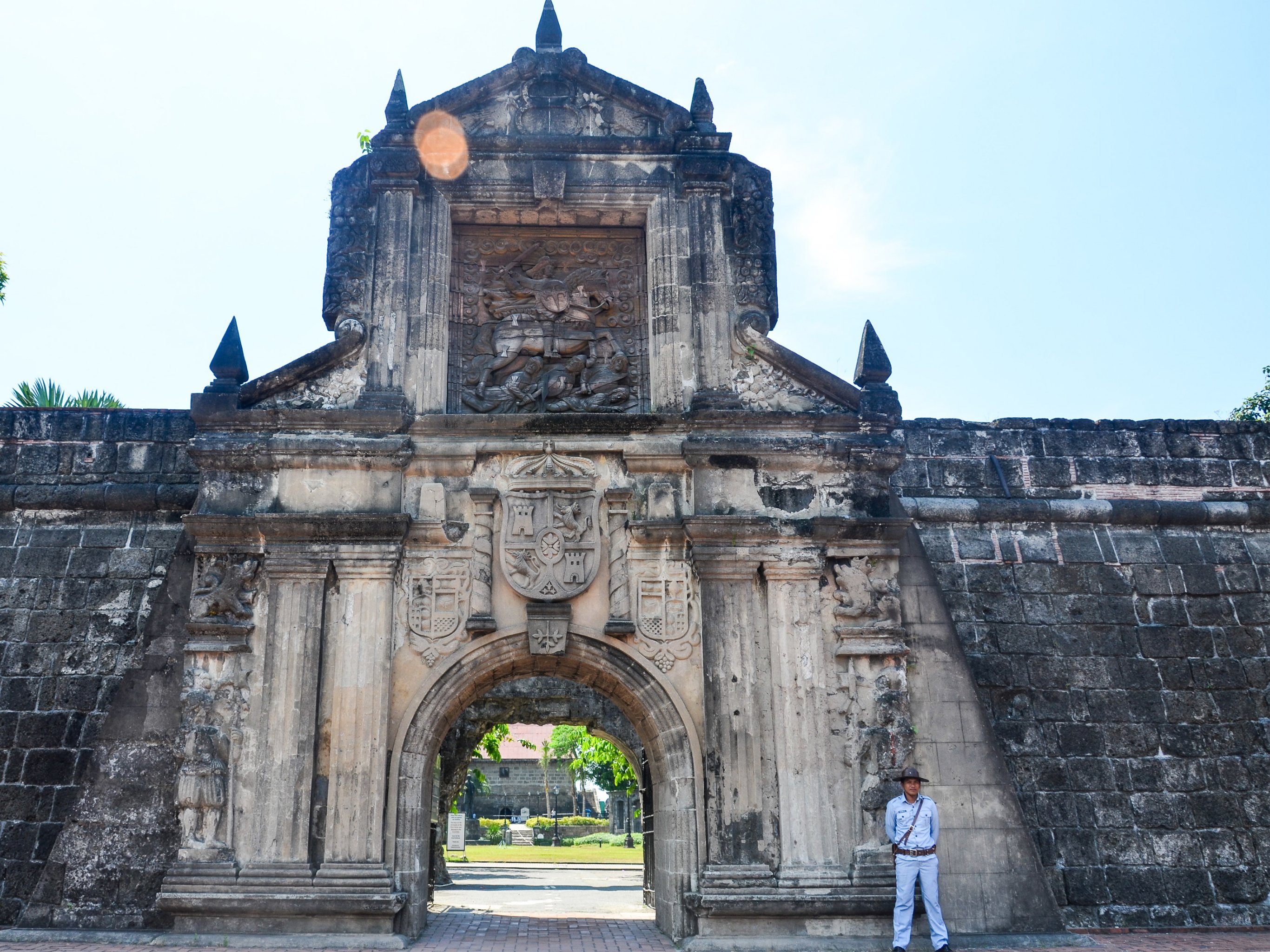 Experience Island Hopping During Your 19 Day Trip To The Philippines